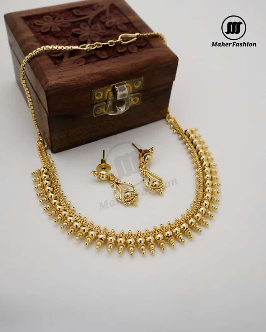 Opulent Golden Necklace